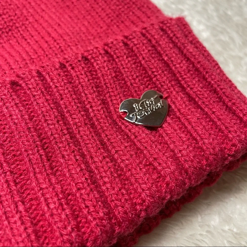 Pink beanie - Picture 3 of 4